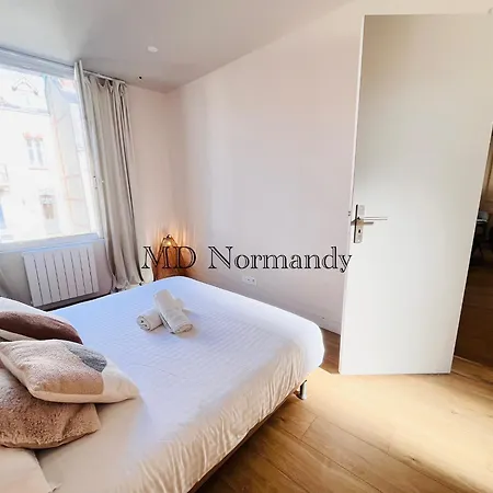 Duplex 2 A 6 Personnes - Plein Centre דוביל